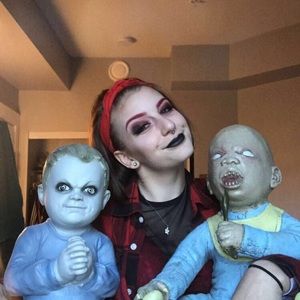 Meet your Posher, Emily